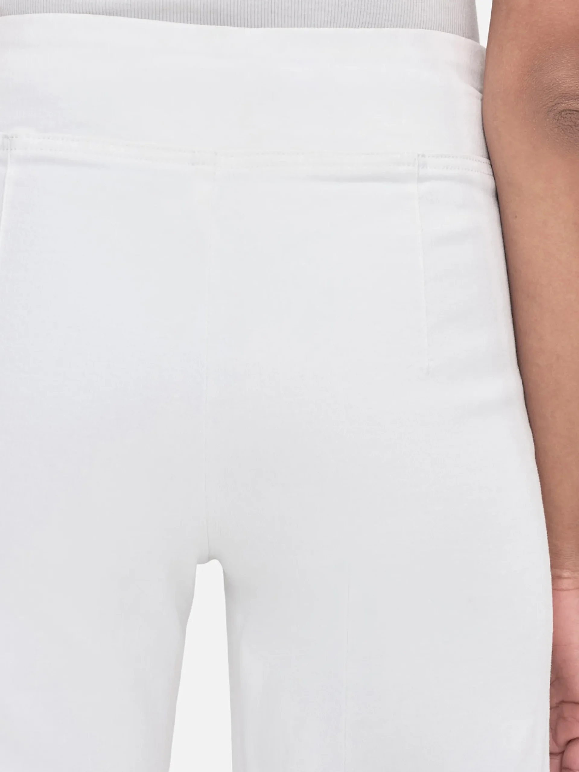 The Jetset Wide Crop in White