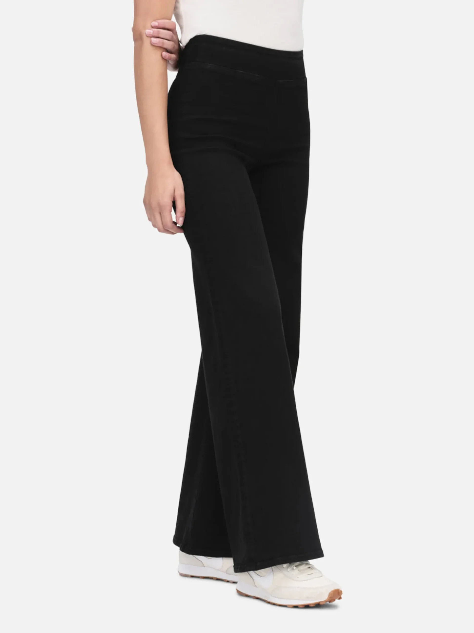 The Jetset Wide Leg in Sheen Noir