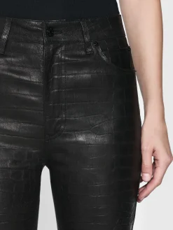 The Leather Ruler in Black Croc