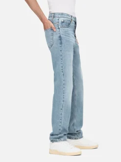 The Straight Jean in Gate