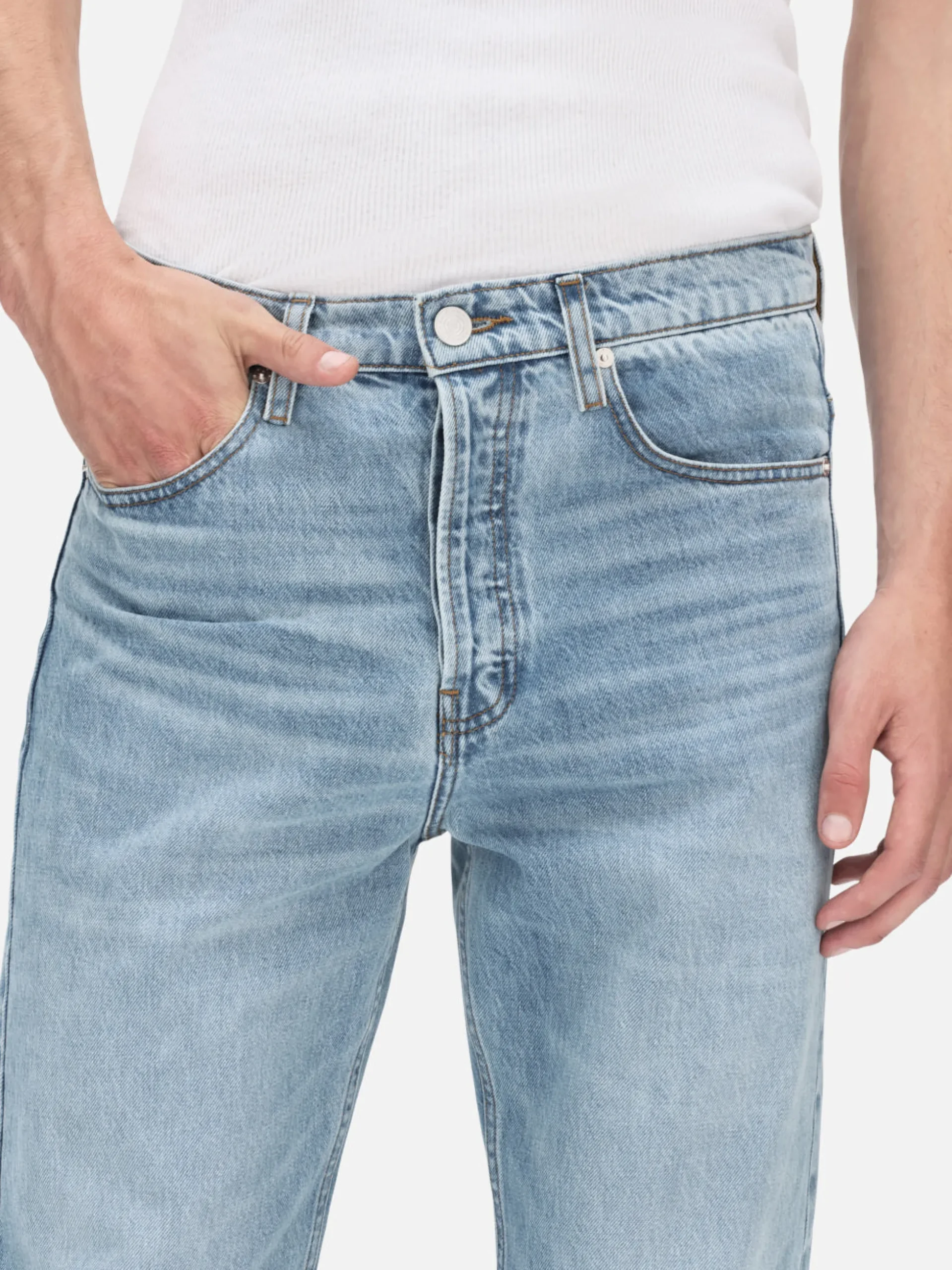 The Straight Jean in Gate